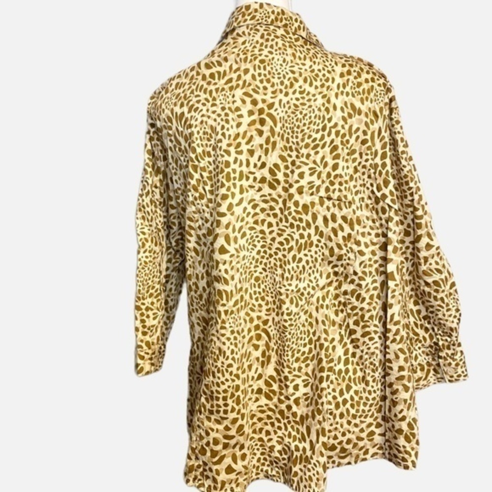 D & Co. Women's Plus Leopard Button Down Shirt - Picture 2 of 7